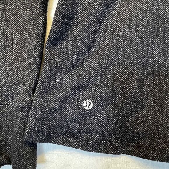 Lululemon Heathered Black Herringbone Kanto Catch Me 1/2 Zip Sweater Size 6 - Picture 7 of 7